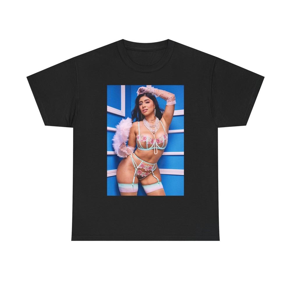 

Violet Myers Shirt 4XL