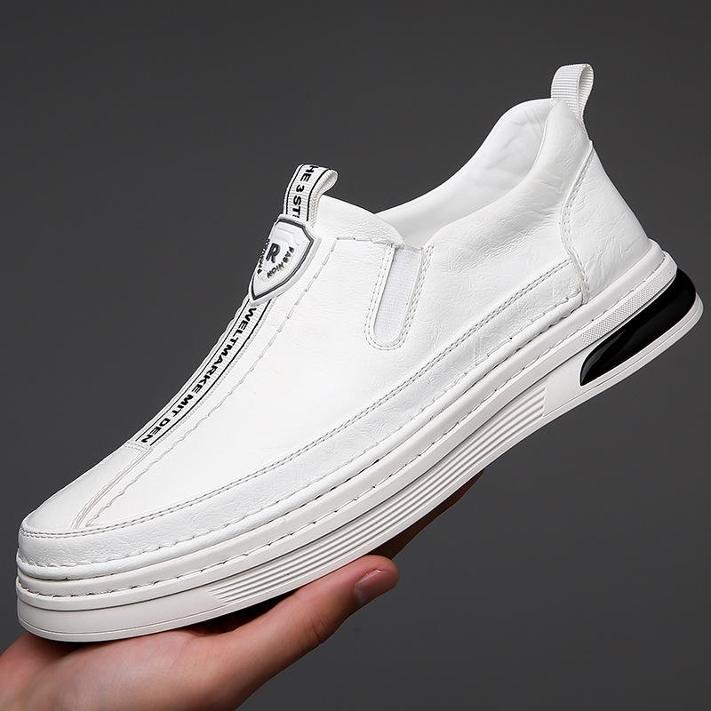 Spring New Shoes for Men Leather Casual Shoes White Flats Skateboard Shoes Youth Slip-on Loafers