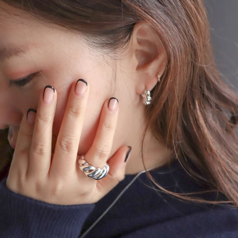 Modernlike anillo audaz de plata con relleno de oro de 14k anillo de tuercas