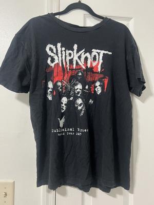 Tops – T-Shirts