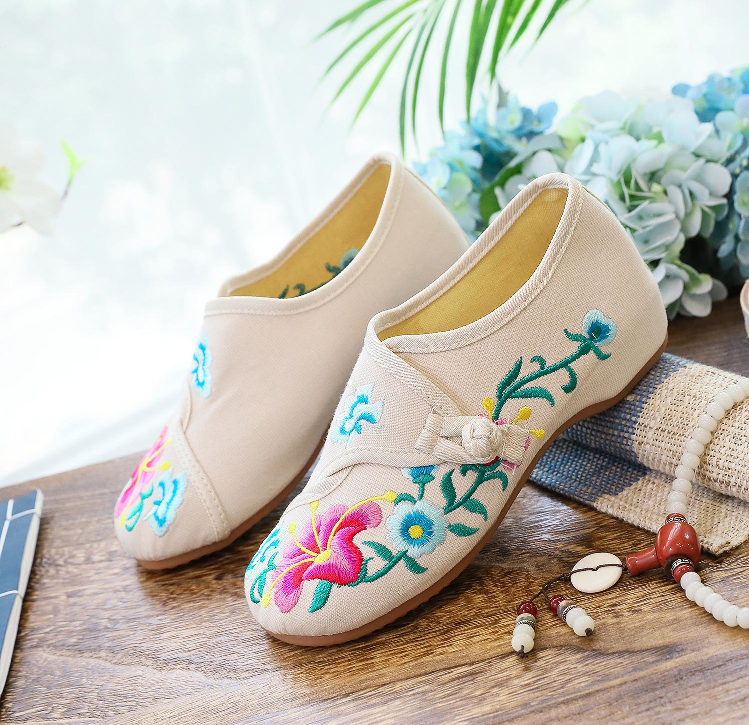 

Іпомея іпомея вишивка квітка кругла голова весна та осінь жіноче взуття туфлі-човники полотняні вишиті тканинні туфлі 43