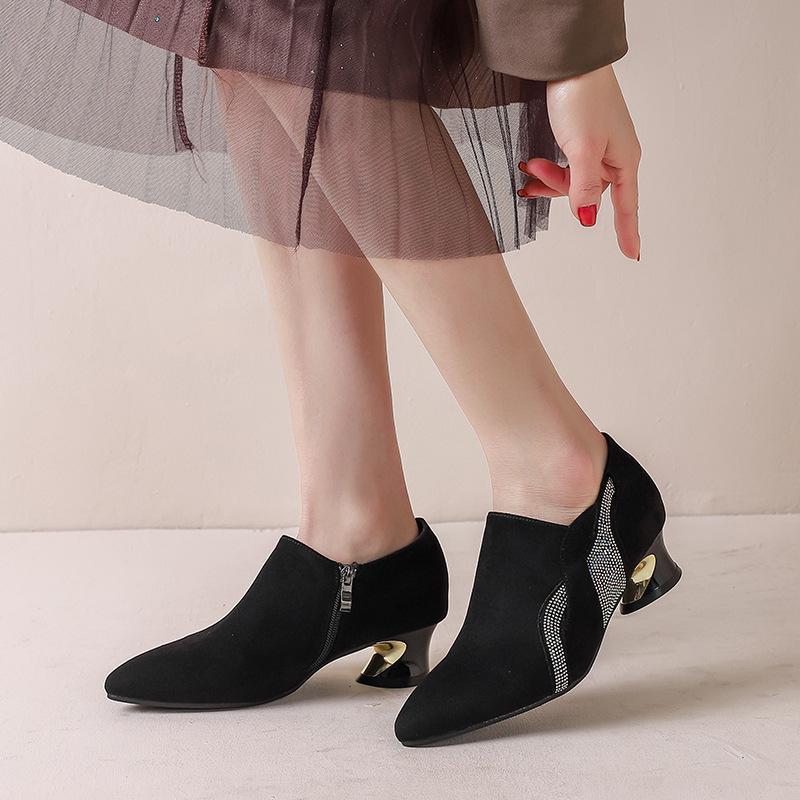 

Модная новая одинарная обувь с бриллиантовым острым носком, женская простая ветровка, кашемировая, на молнии, металлическая, на среднем каблуке, глубокая обувь 34 чёрный