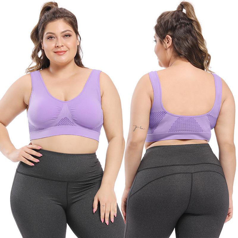 Women's Plus Size Wireless Sports Bra with Breathable Mesh for Yoga and Running