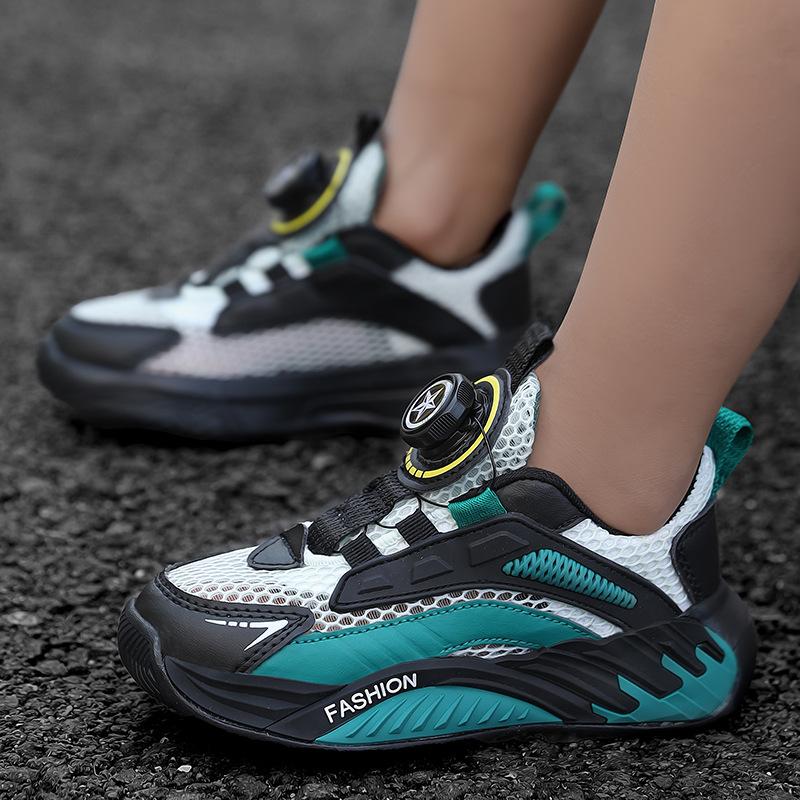 Boys Shoes Little White Shoes Mesh Breathable Summer 2025 New Children's Sports Dad Mesh Shoes Middle School Children and Primary School Students