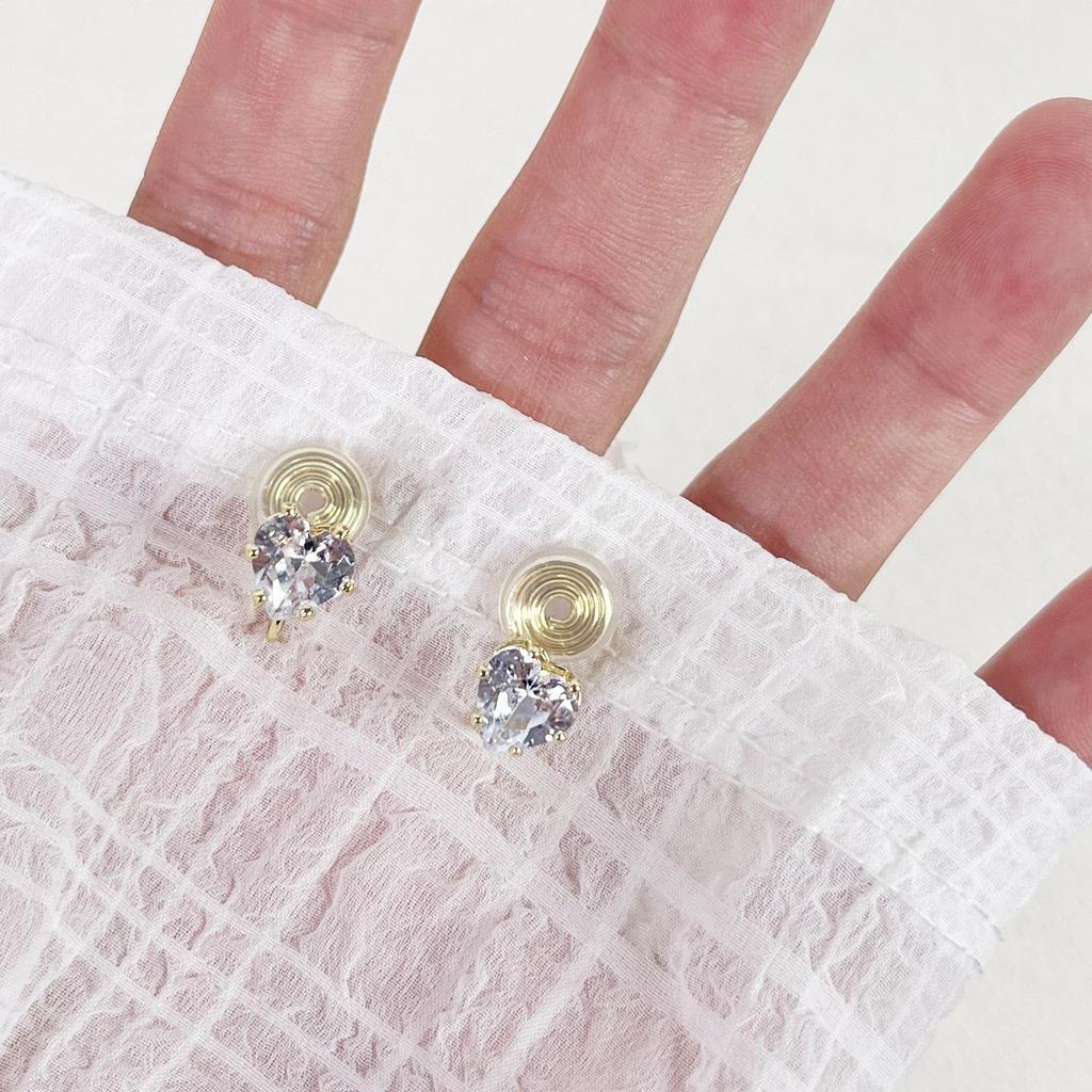 Vintage French Pearl No-Pierce Earrings: Elegant Luxury Clip-ons for Women