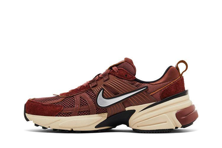 Nike V2K Run Red Sepia Dark Pony (Women's)
