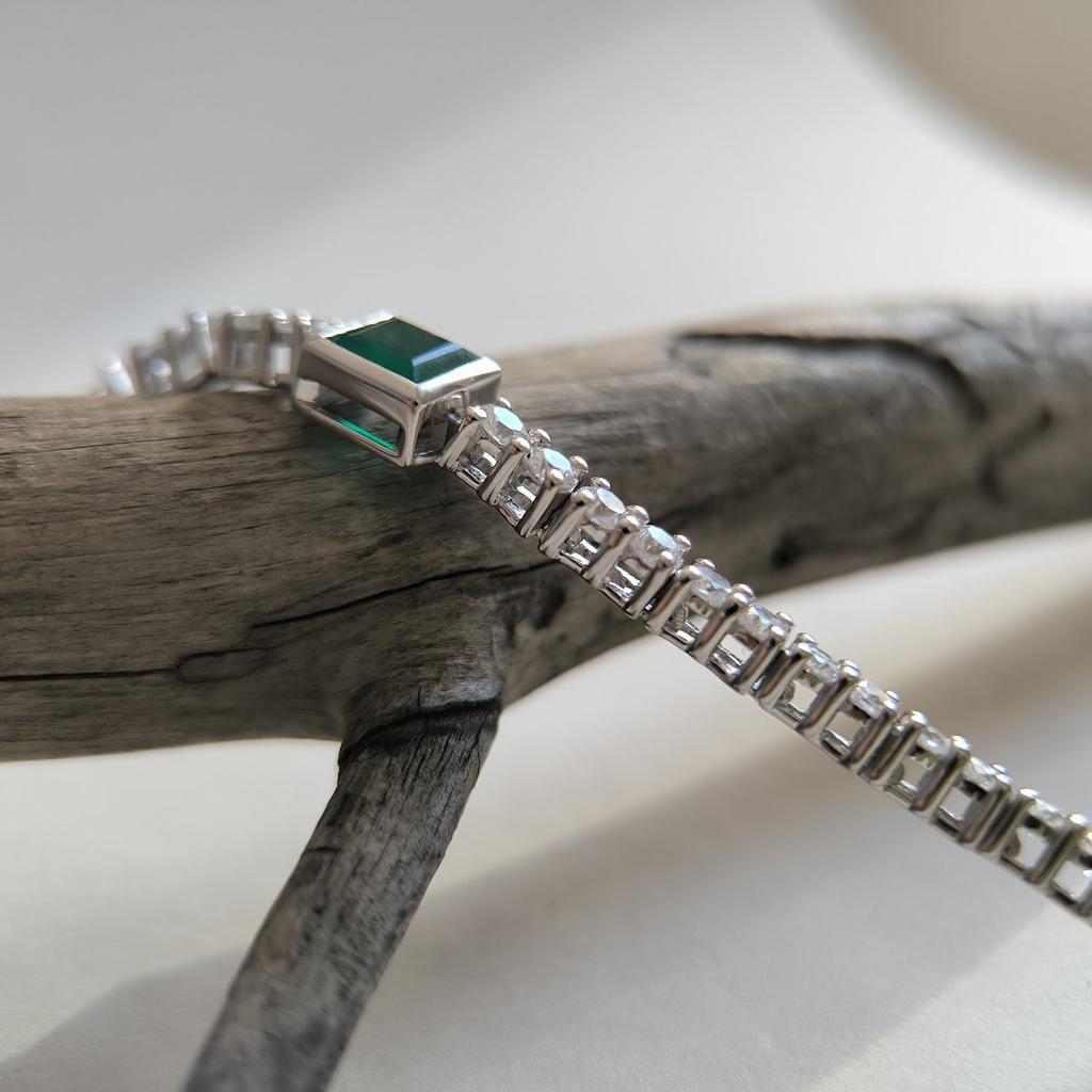 Серебряный браслет с натуральным агатом 9.408ct, вес изделия 11,99 гр (2205661)