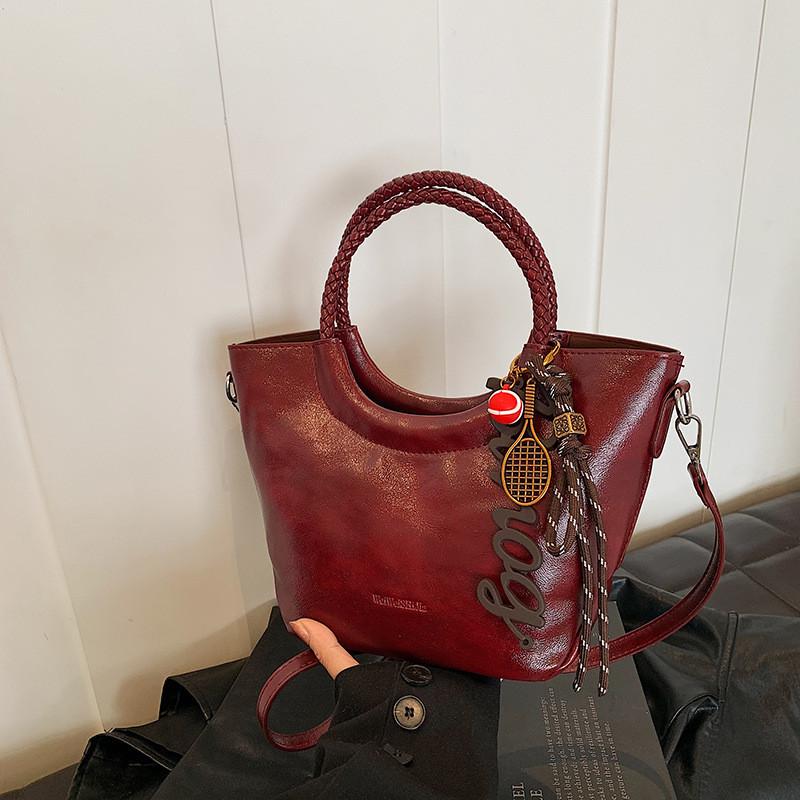 IELGY Autumn Winter Retro Fashion One-Shoulder Messenger Bag Ladies Portable Bucket Bag