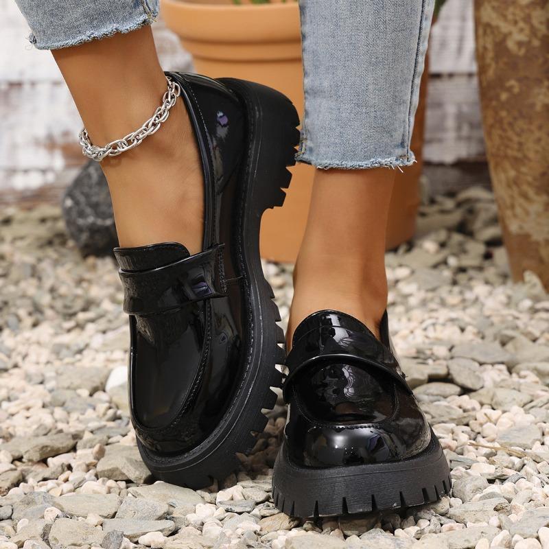 Large size thick sole thick heel small leather shoes spring and autumn new retro one-pedal single shoes