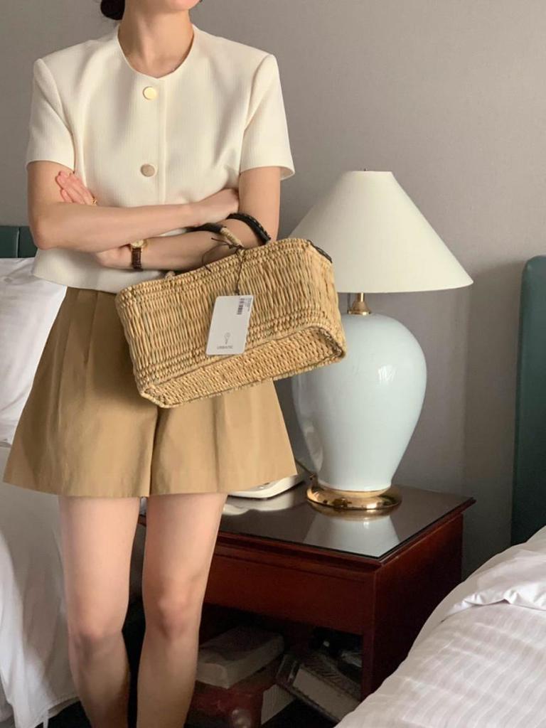 Korean Chic Puff Sleeve Short Jacket for Women - Loose, Versatile, Summer Style with Round Neck & Single-Breasted Design