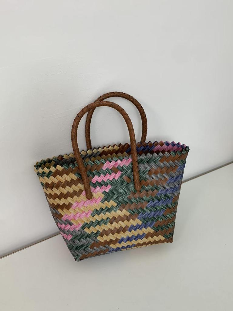 Handmade Rattan Woven Handbag: Retro Bamboo Straw Beach Basket