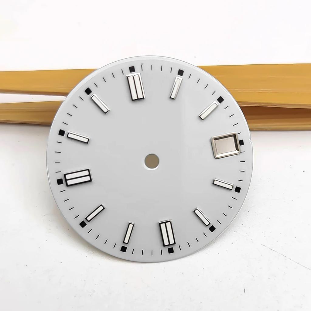 NH35 Zifferblatt 28,5 mm Zifferblatt Uhr S Zifferblatt Grün Leuchtendes Zifferblatt Geeignet für NH35 NH36 Uhrwerk Uhrenzubehör 2025