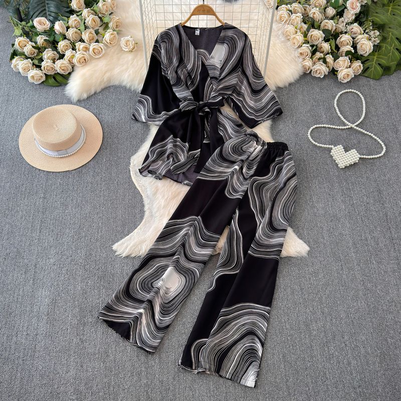 

2024 New Arrival Fashion Summer Suit Female Special-Interest Design Adult Lady like Woman Fried Street Tops + High Waist Loose Pants Two-piece Set Black One size