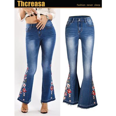 Pantalones vaqueros acampanados de pierna ancha bordados de otoño para mujer