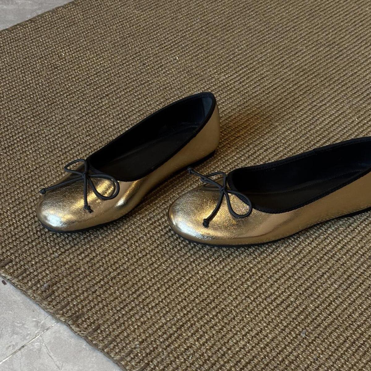 

Sheepskin gentle wind temperament bow leather shoe design round head shallow mouth flat shoes fashionable and comfortable single shoes women 35