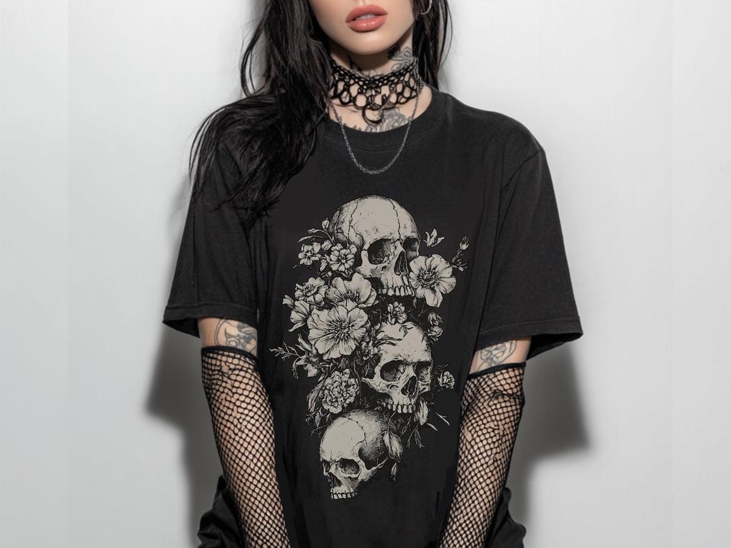 Floral Skull Comfort Colors T-Shirt, Gothic Graphic T-Shirt, Whimsigoth Witchy Clothing, Alternative Grunge Goth Shirt, Goth Gift