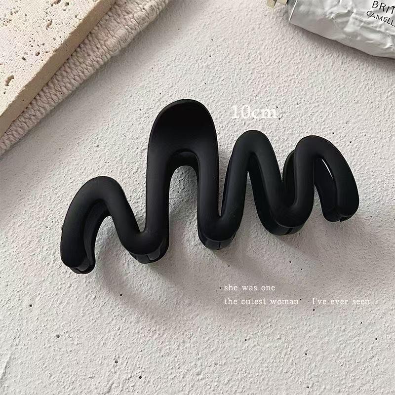 Elegant Korean Style Matte Black Coffee Hair Claw - Large, Versatile Updo Clip