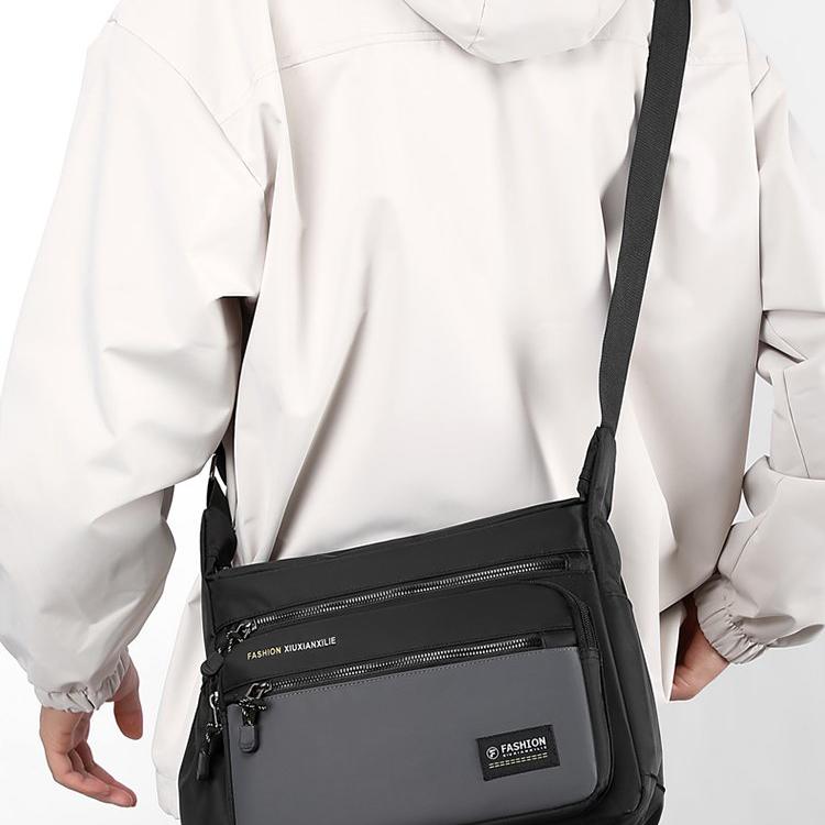 2024 Pánská taška Messenger Taška přes rameno Tašky přes rameno Men Small Sling Pack Do práce Business Vodotěsné batohy Oxford Tašky Satchel Peněženka