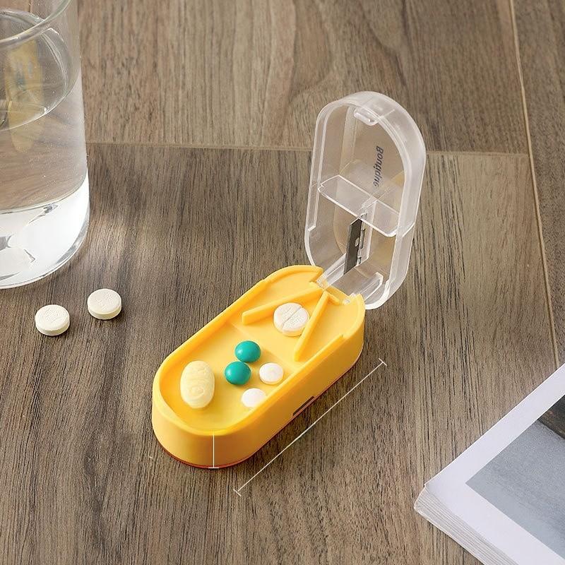 Plastic Pill Cutter And Divider Box With Cover For Home And Travel Use