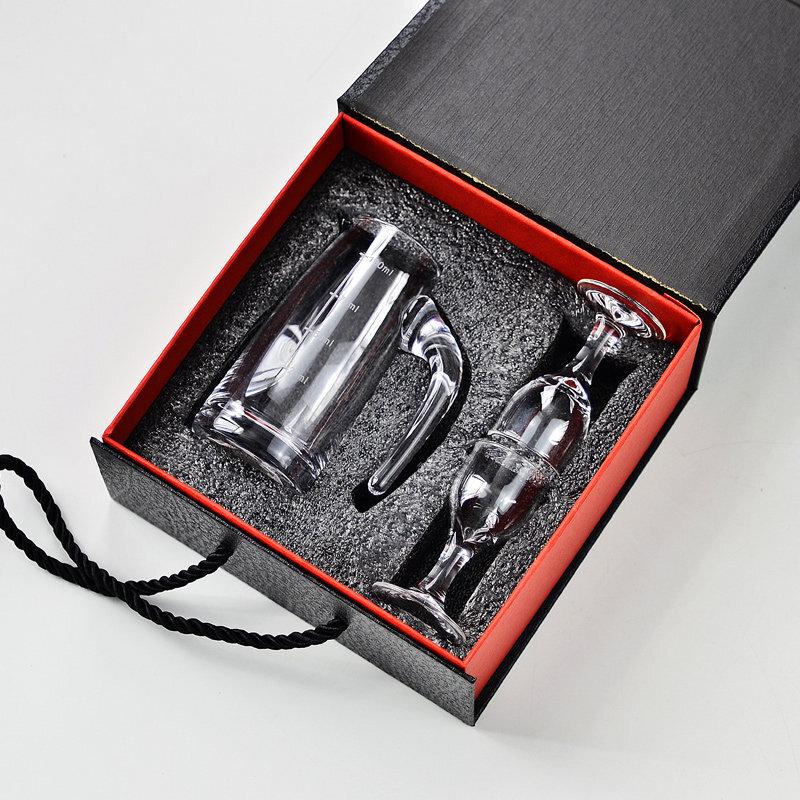 Star-marked Liquor Dispenser & Cup Set