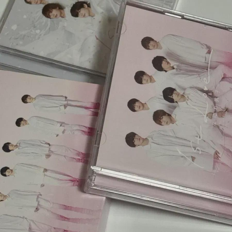 

Первая партия альбомов о любви Naniwadanshi