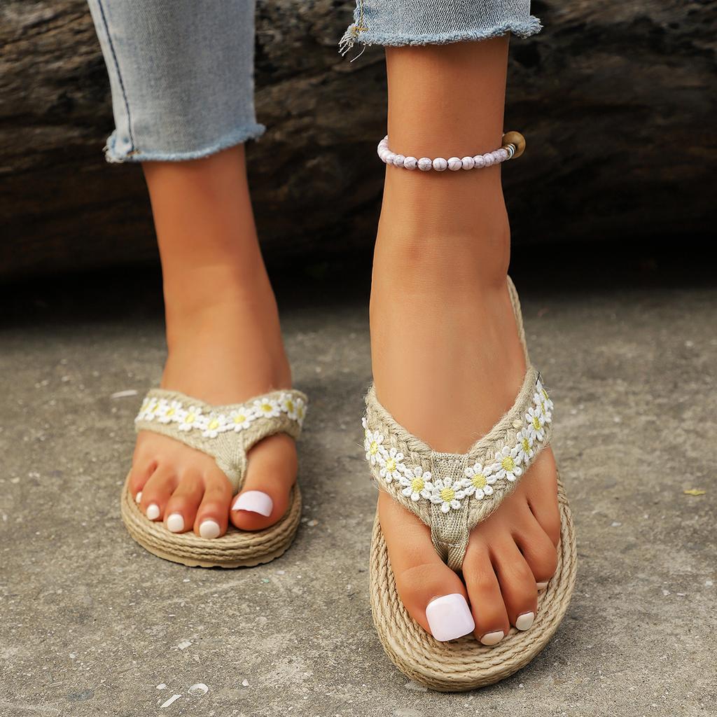 Fashion 2025 New Linen Flower Decor Flip Flops Fashion Women Slides Flat Heel Outdoor Beach Summer Woman Slippers Ladies Shoes