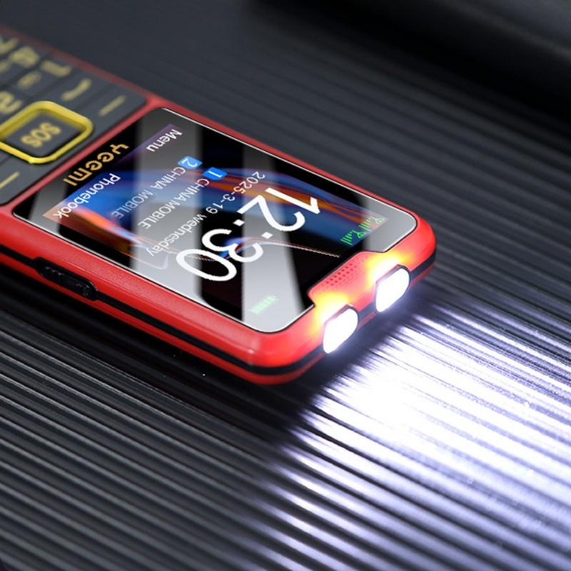 YEEMI K3 GSM 2G Handy 2,4 Zoll HD Dual-SIM 2500mAh Großer Akku Taschenlampen-Typ-C Kamera Superdünnes Tastenhandy Für Ältere und Studenten