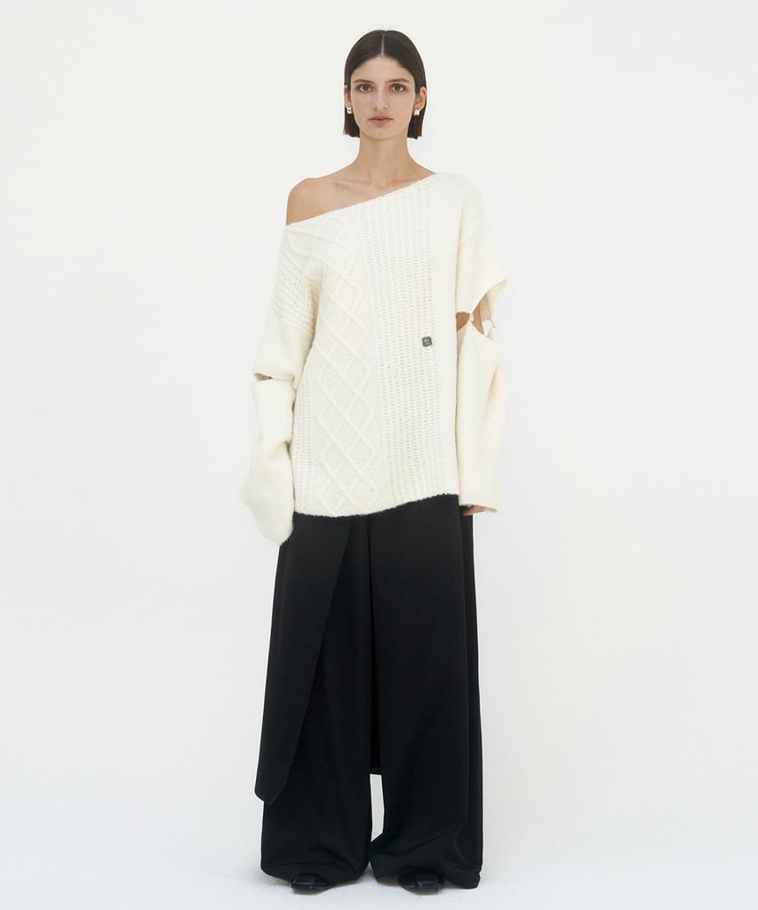 Teulimingbeodeu Sleeve Slit Boat Neck Knit [ Ivory ]