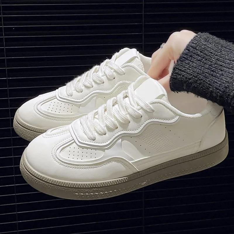 Fashion 2025 New Autumn Women's Low Cut Casual Walking Outdoor Lace Up Flat Shoes Women's Fashionable Sports Kawaii Shoes Sneakers