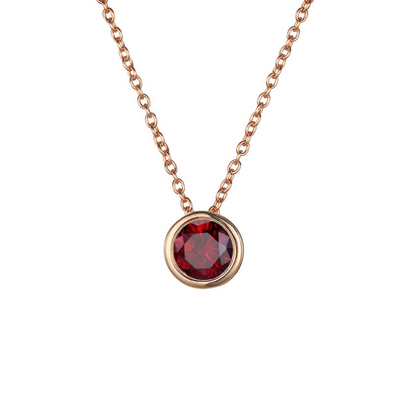 eManco Elegant Titanium Steel Diamond Clavicle Necklace for Women - Versatile, Non-Fading, Stainless Steel Pendant.