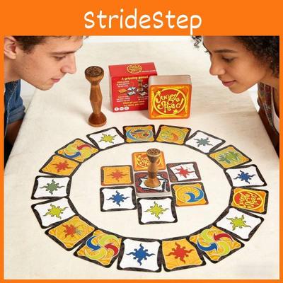 Desková hra Jungle Speed s měděnými papírovými kartami pro rychlou reakční hru