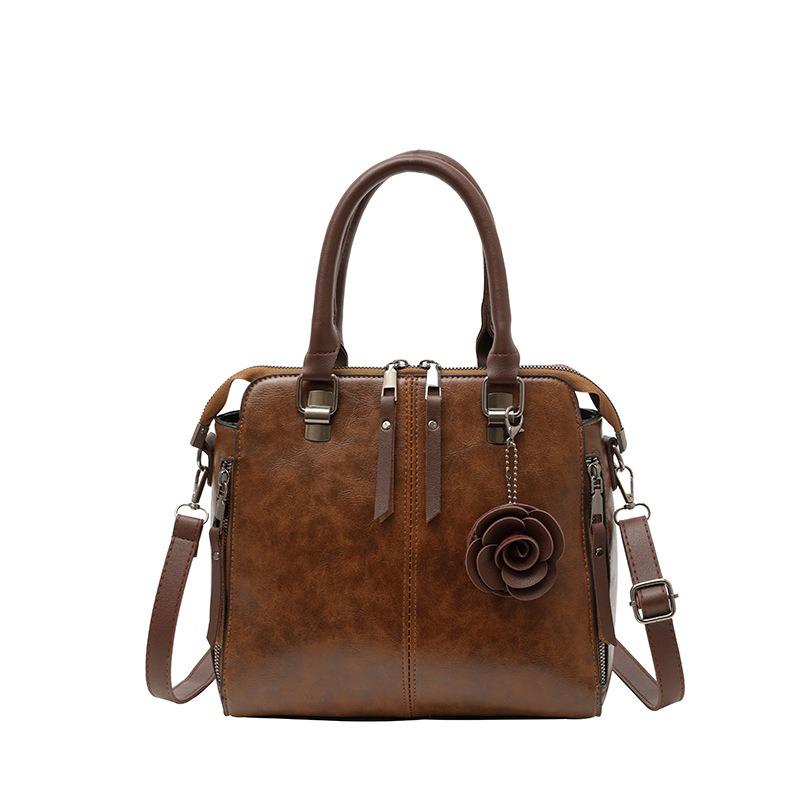 

Fashion handbag summer new retro trend large capacity rose pendant commuter shoulder bag one size fits all коричневий
