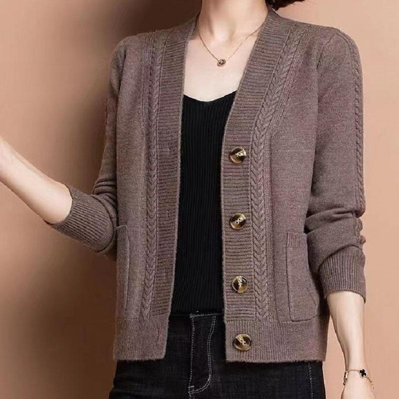 Fashion and foreign middle-aged women's clothing large-size jacket top temperament autumn and winter loose V-neck sweater cardigan women's outer wear