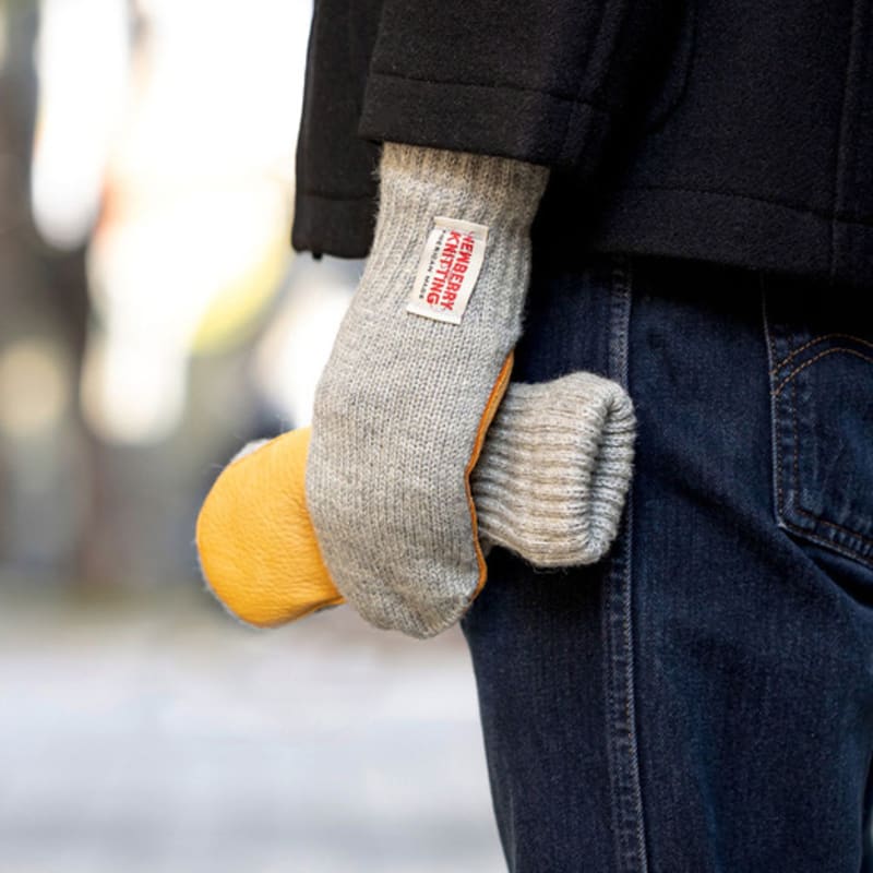 NEWBERRY KNITTING Deerskin Mittens - Grey