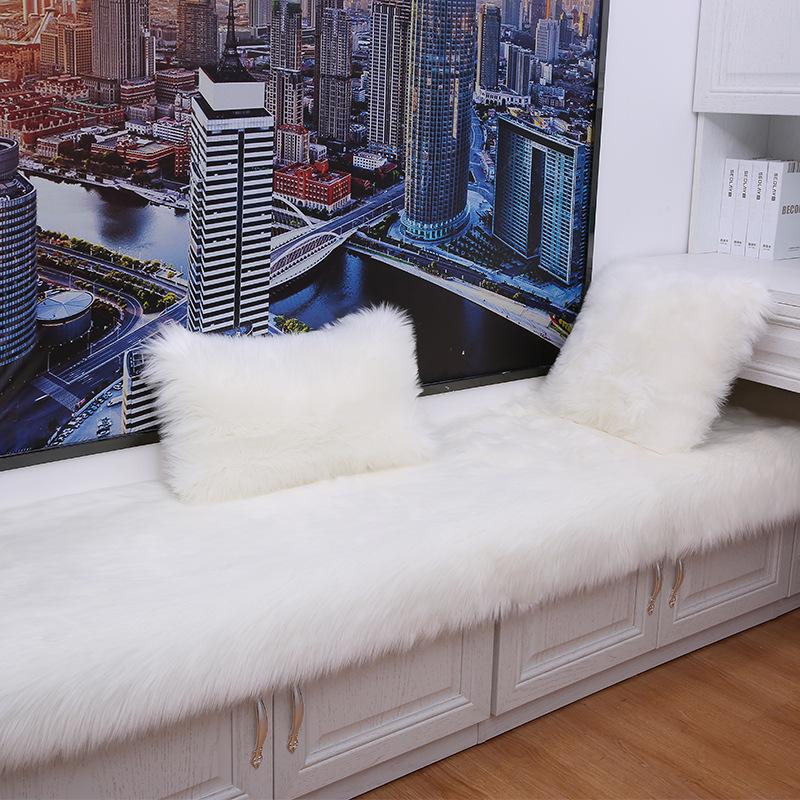 Faux Wool Sheepskin Long Pile Floor Mat for Living Room, Bedroom, Bedside, or Bay Window Tatami.