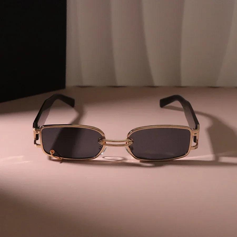 Vintage Classic Square Sunglasses For Women Men Retro Stylish Minimalist Fashion Female Male