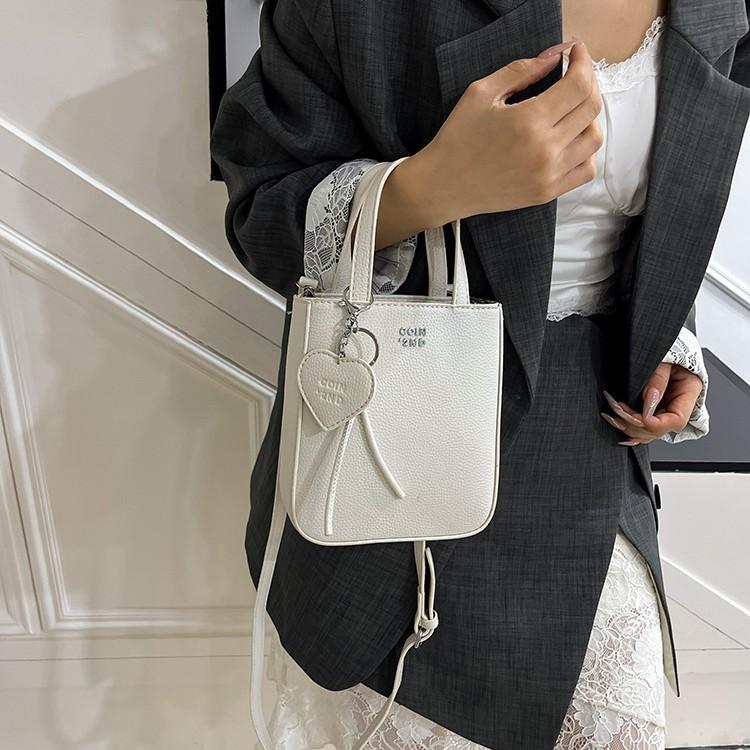 Crossbody Bag Women's New Bag Versatile Single Shoulder Portable Small Square Bag Is Now Popular Oily Small Bag