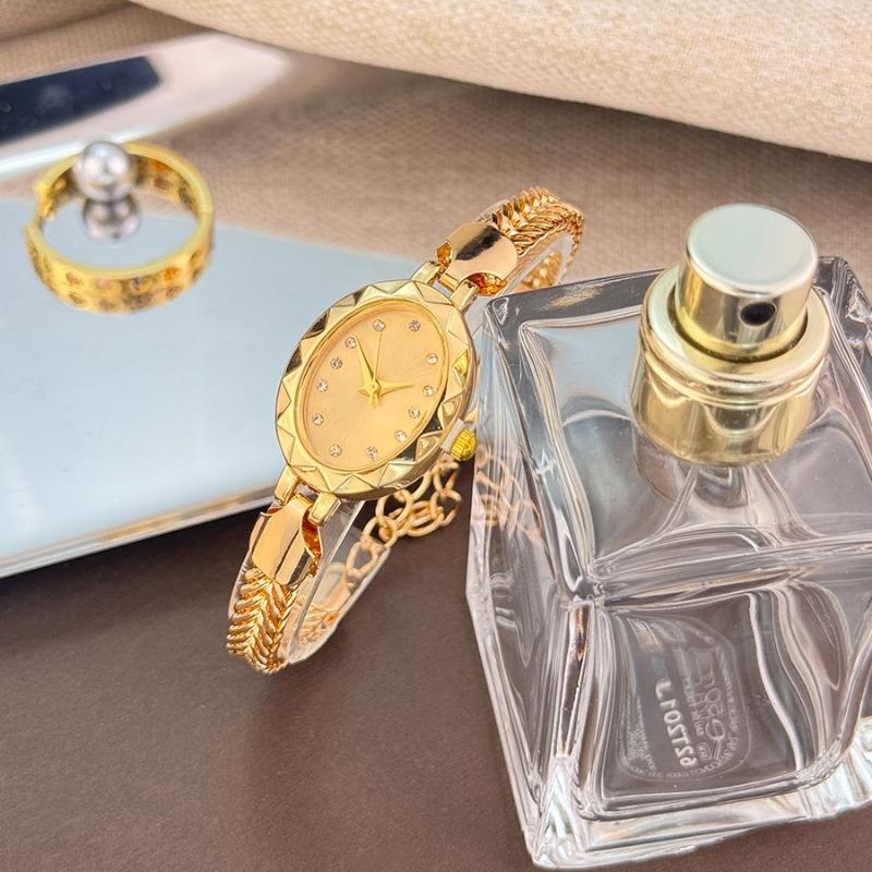 New Oval Retro Small Dial Women's Bracelet Watch Adjustable Lobster Clasp Jewelry Ladies Quartz Watches Luxury Wristwatch Gifts