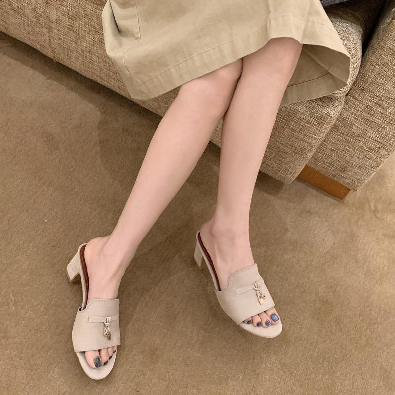 Sheepskin~ Height Increase 6.5cm High-heeled Slippers Women's Summer Wear Old Money Romantic Su Lock Thick-heeled Sandals