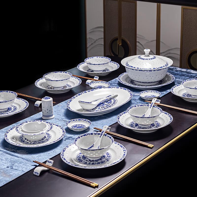 Fuyu Ceramics 56-Piece Blue & White Linglong Dinnerware Set