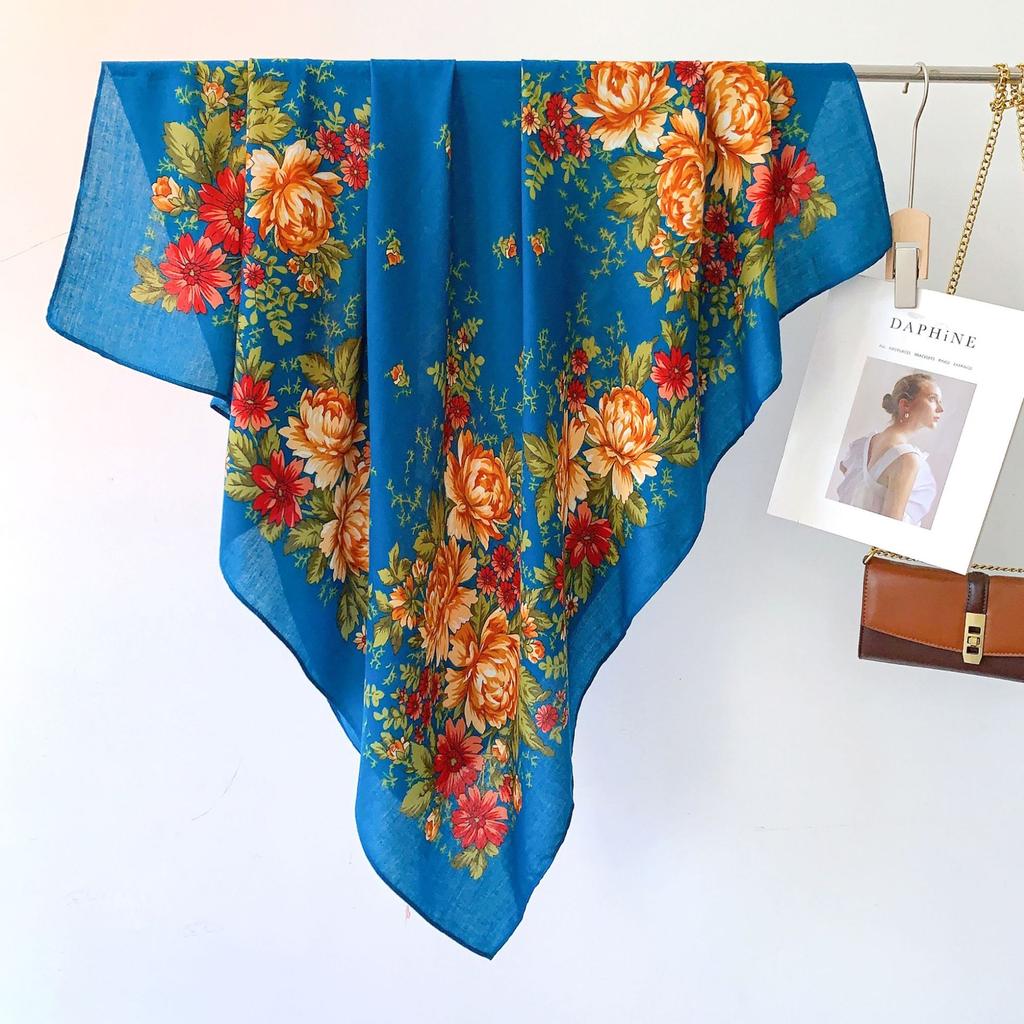 20252025 winter new fashion flower shawl office with warm velvet scarf decorative bag headscarf women