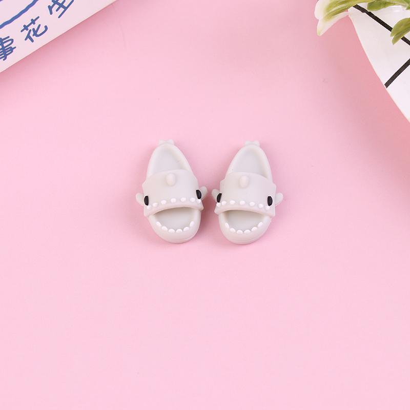 1 Pair 1:12 Dollhouse Miniature Cute Shark Slippers Doll Shoes Suit For Ob11 1/12 Bjd Doll Gsc Dod, Ymy Doll