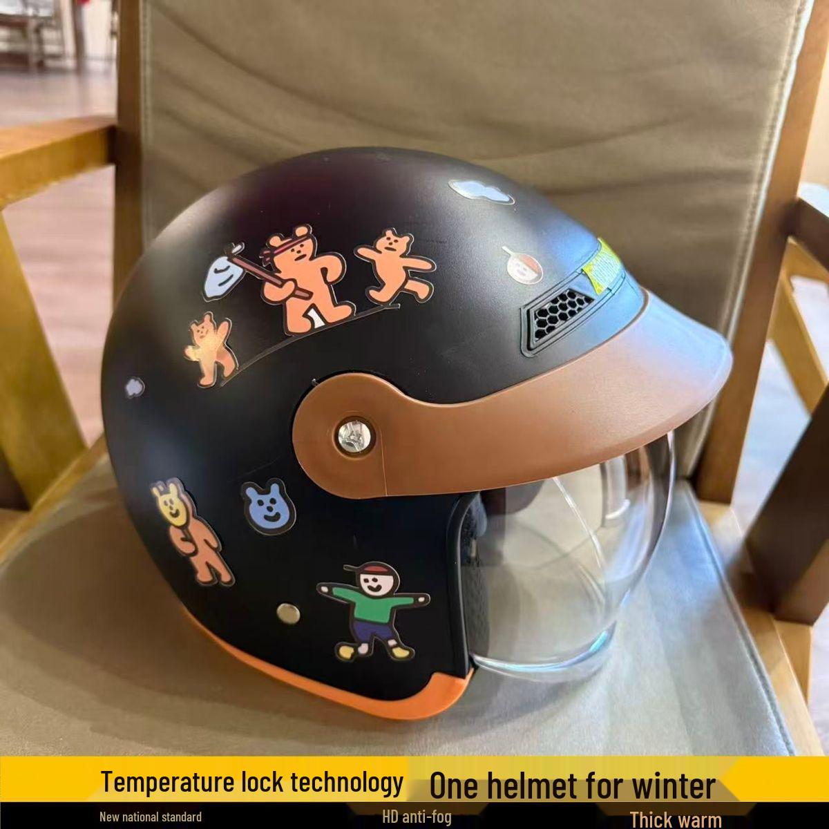 3C-Certified Unisex Electric Motorcycle Helmet for All-Season Safety and Warmth