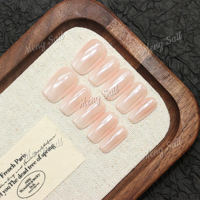 Milky Moonlight Gradient Nude & White Wearable Nails Extra Small