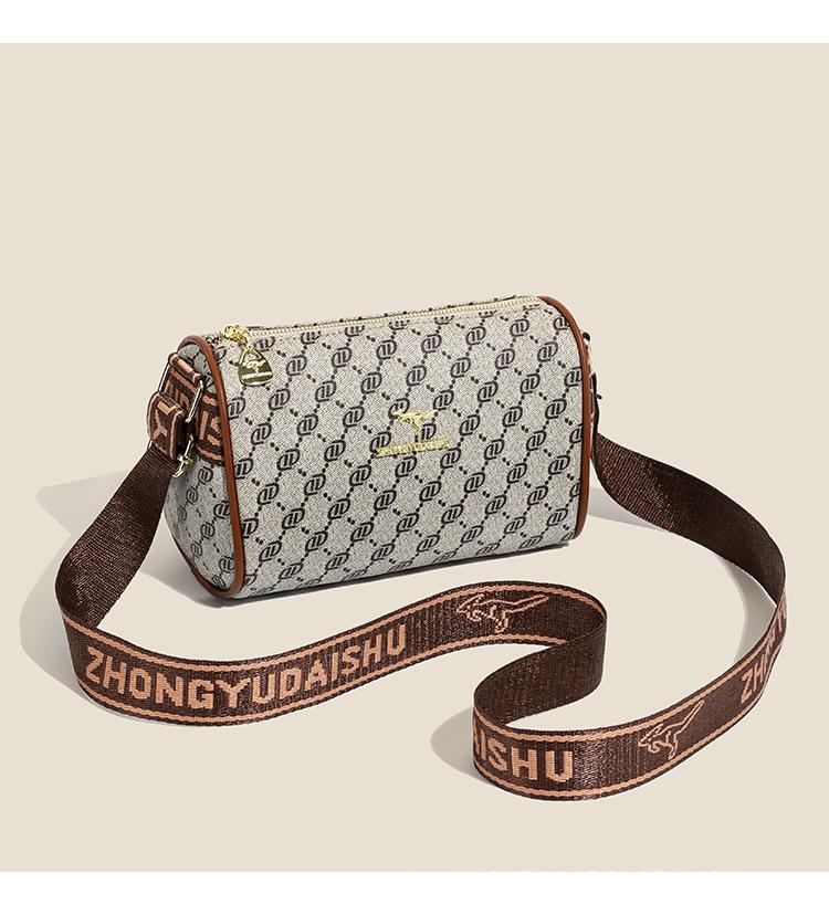 Women's Cross-Border Fashion Boston Handbag: Versatile, Simple, Chic Shoulder/Crossbody Bag for Casual Commuting