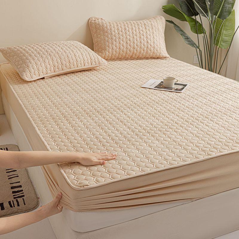 3D Air Fabric Thick Mattress Cover Solid Color Quilted Mattress Protector Soft and Breathable Fitted Bed Sheet ( No Pillowcas )