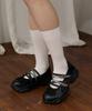 Jilbaijilseutyueoteu [Liv] Thin Silk Yarn Socks - 3 Colors