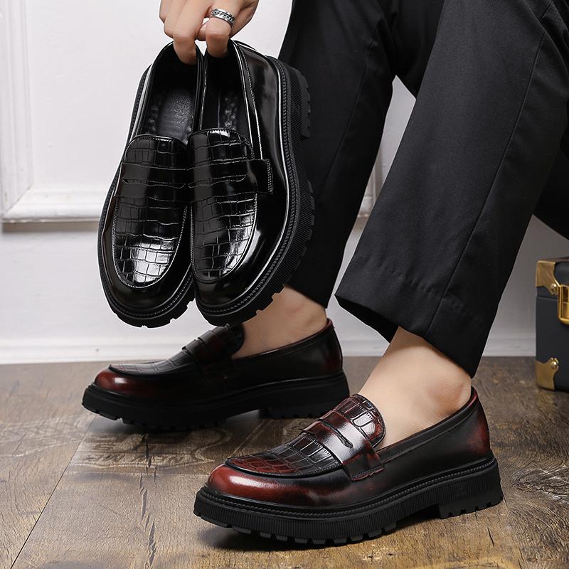 Fashion Men Business Le Fu Shoes Lacquer Leather Black Brown Embossed One Step Shoe Set High Quality Formal Shoes Size 38-45 Men Shoes