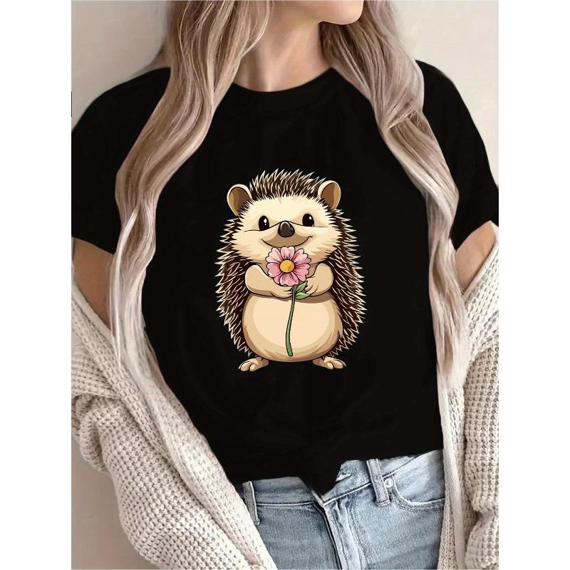 [New Recommended] Hedgehog Hold Flower Pattern Print T-shirt, Women's Casual, Vacation, Short-sleeved Round Neck, Spring and Summer, Machine Washable