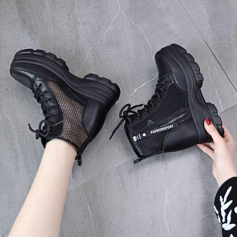 

Женские ботинки мартин летние новый стиль кожа сетка короткие ботинки на скрытой танкетке дышащие с перфорацией пип-ботильоны 40 чёрный